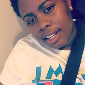 Meet your Posher, Camille